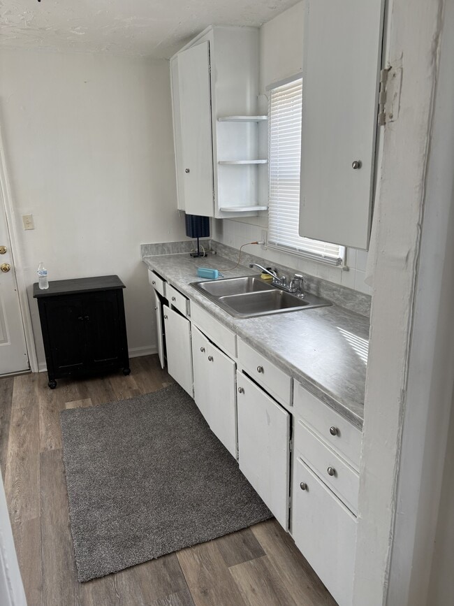 Building Photo - 3333 Norton Ave