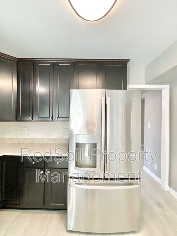 Building Photo - 184 Stony Ridge Ct