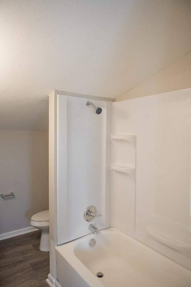 Building Photo - Remodeled house, yard, Granite, Stainless Steel appliances