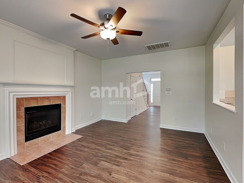 Building Photo - 19818 Madison Village Dr