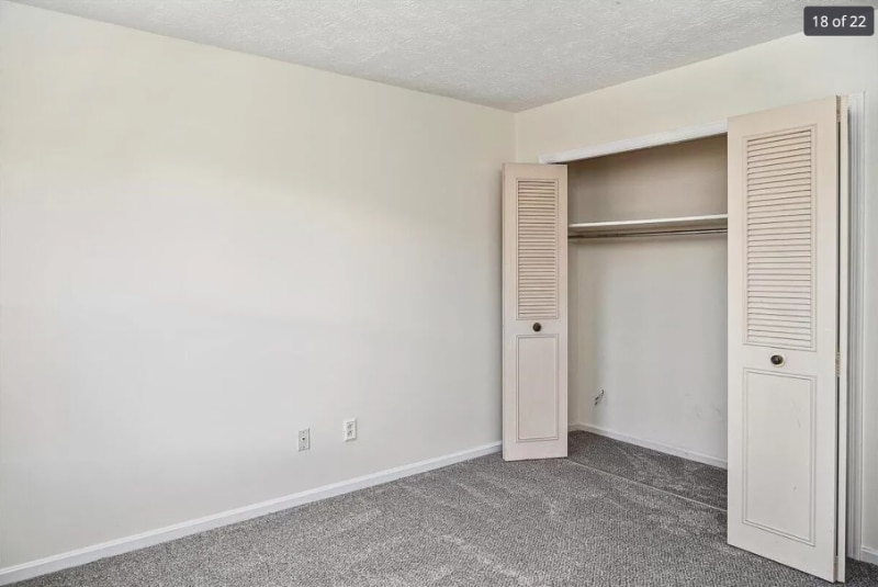 Building Photo - 3530 Sutherland Dr