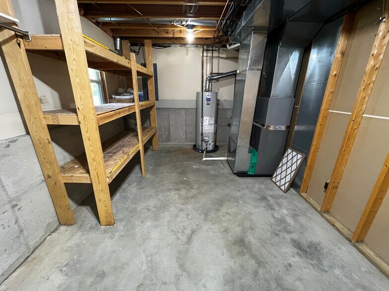 Building Photo - 788 Graafschap Rd