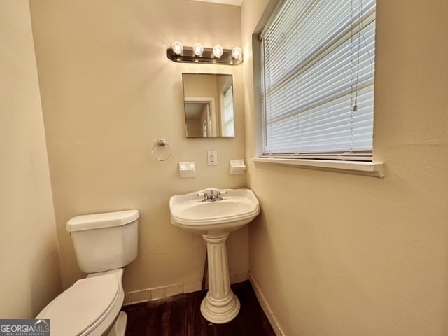 Building Photo - 3876 Devon Wood Ave