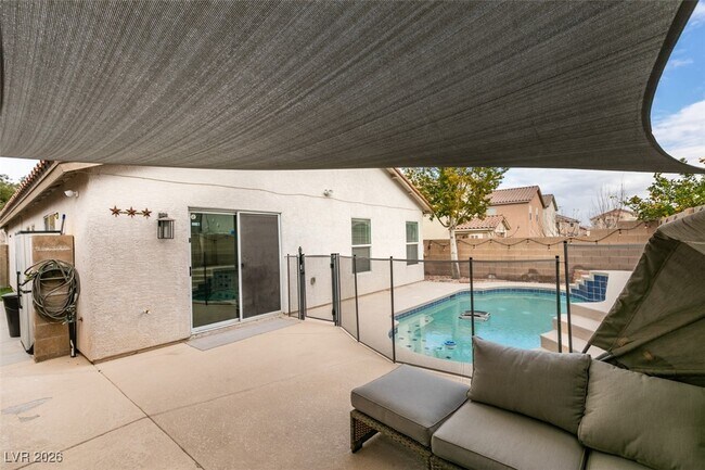 Building Photo - 6341 W Haleh Ave