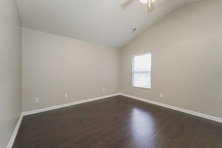 Building Photo - 1623 Wild Turkey Way SE