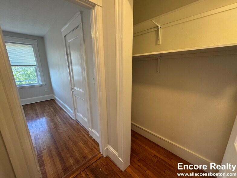 Building Photo - 1630 Commonwealth Ave