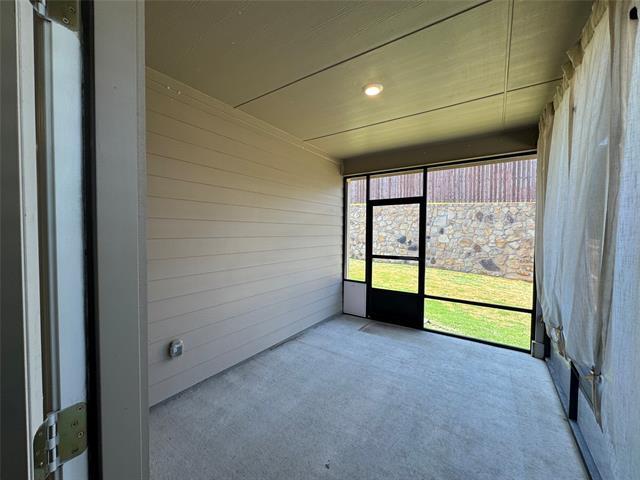 Building Photo - 10128 Poinsett Wy
