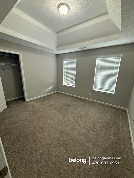 Building Photo - 1439 Alice Ave