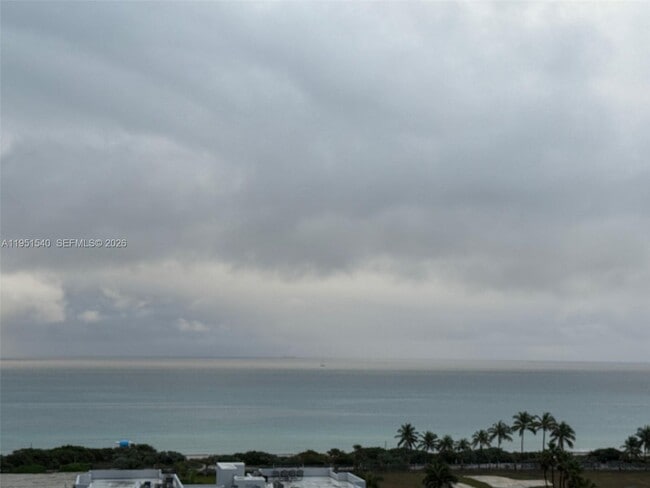 Building Photo - 6770 Indian Creek Dr