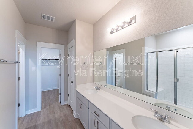Building Photo - 2246 Rocoso Trl