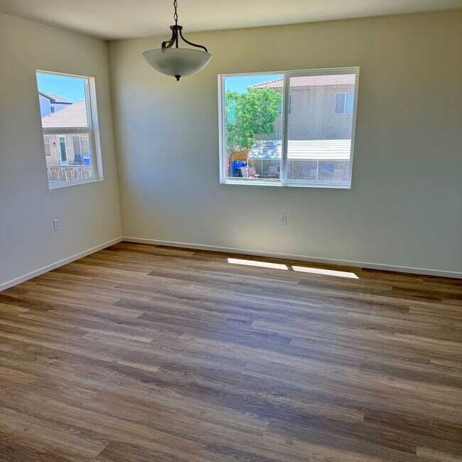 Building Photo - 11715 Sebastian Rd