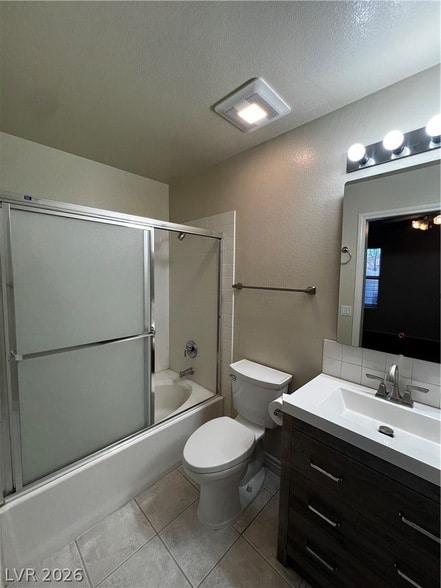 Building Photo - 9716 Templemore Ave