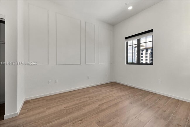 Building Photo - 4220 Laguna St