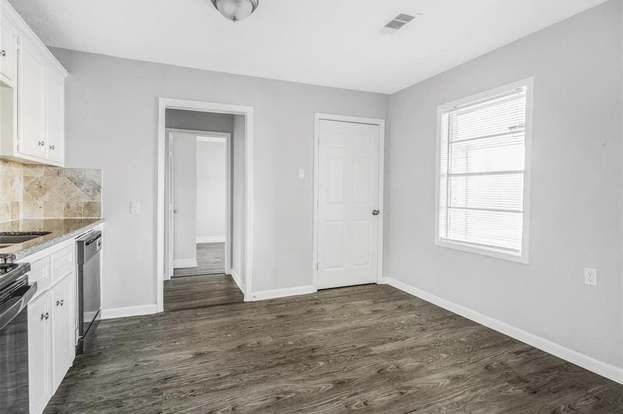 Building Photo - 3810 Lehall St