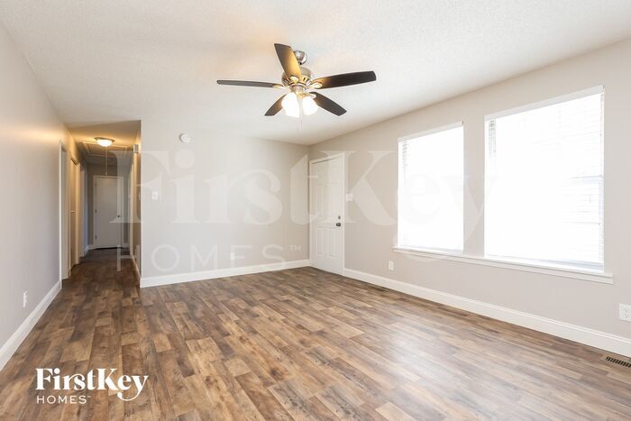 Building Photo - 214 Beard Ave