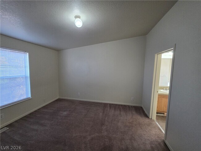 Building Photo - 3560 Estes Park Dr