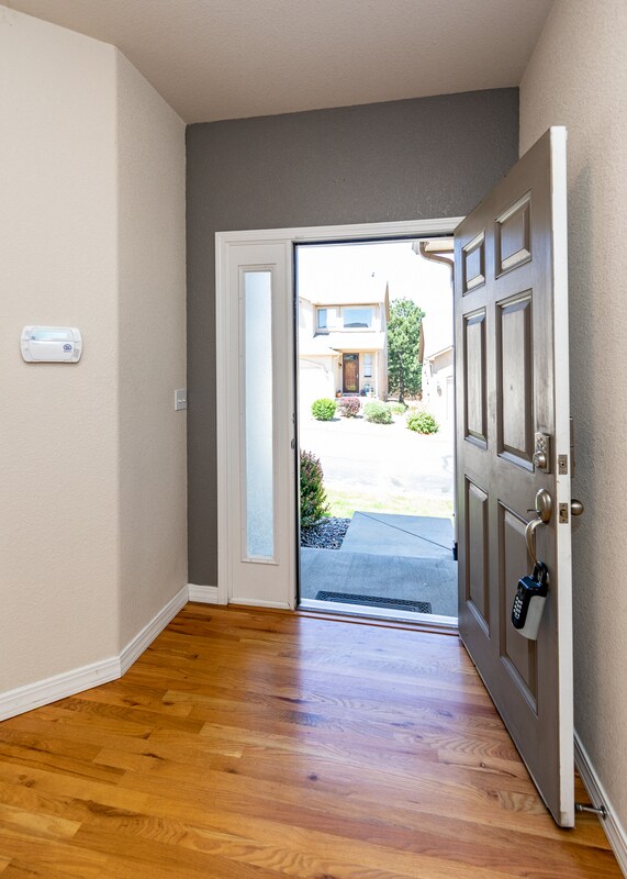 Building Photo - 5607 University Village View