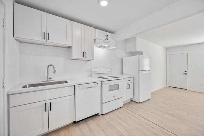 Building Photo - 6811 Del Rio St