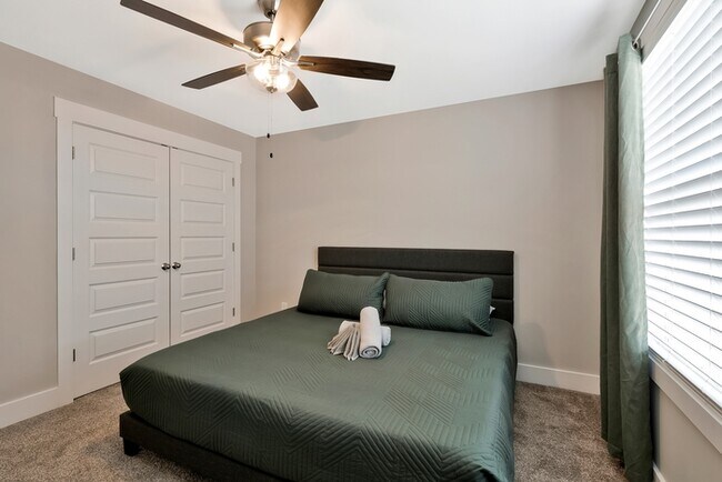 Building Photo - Unit #31 (166 Sango Rd)