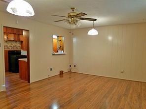 Building Photo - 206 Pecan Dr