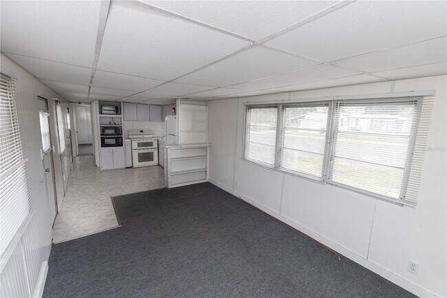 Building Photo - 17841 Palm Creek Dr