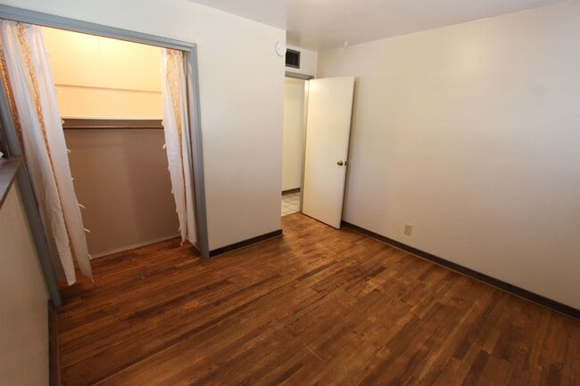 Building Photo - Bright 2BR Flagstaff Home | Fenced Yard & ...