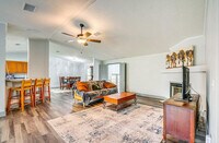 Building Photo - 6651 SE Co Rd 337