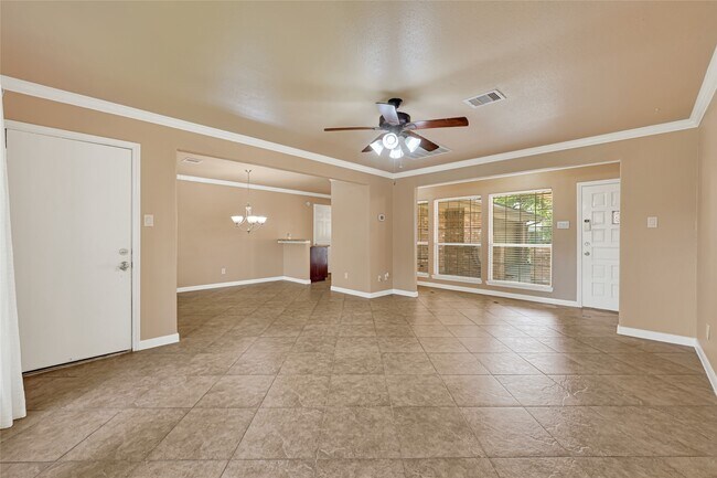 Building Photo - 7323 Log View Dr