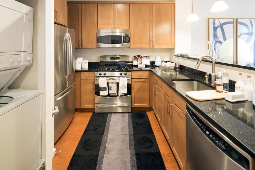 Dwell Vienna Metro Apartments Fairfax, VA Apartment Finder