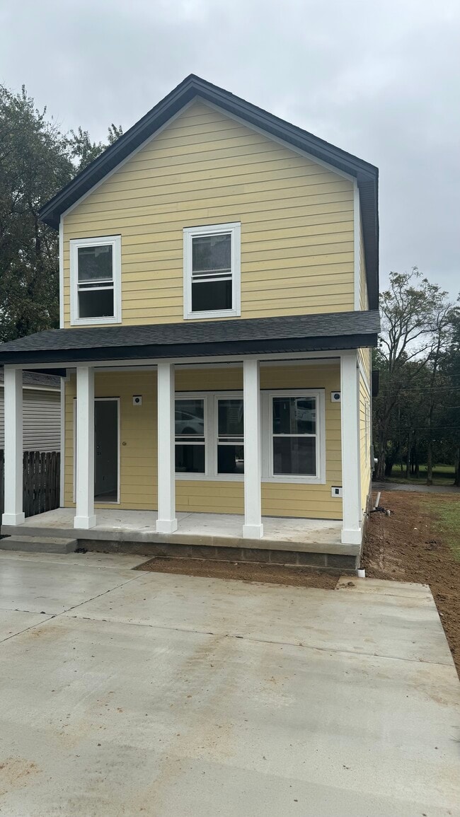 Primary Photo - 4018 Cumberland Ave