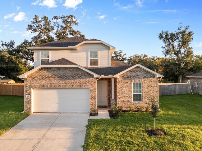 Building Photo - 422 Magnolia Ln