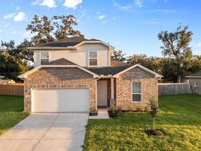 Building Photo - 422 Magnolia Ln