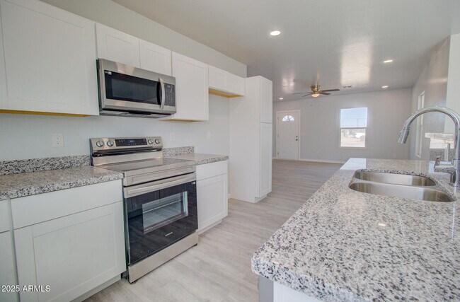 Building Photo - 3345 W Tollan Dr