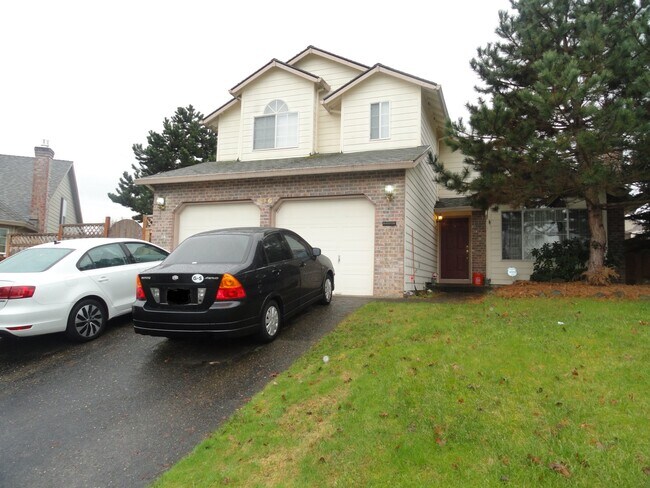 Primary Photo - Terrific SE Hillsboro Home