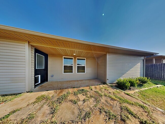 Building Photo - 11108 NW 99th St