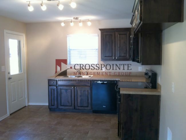 Building Photo - Coming Soon! 1 Bedroom 1.5 Bath Townhome for Rent in Lindale