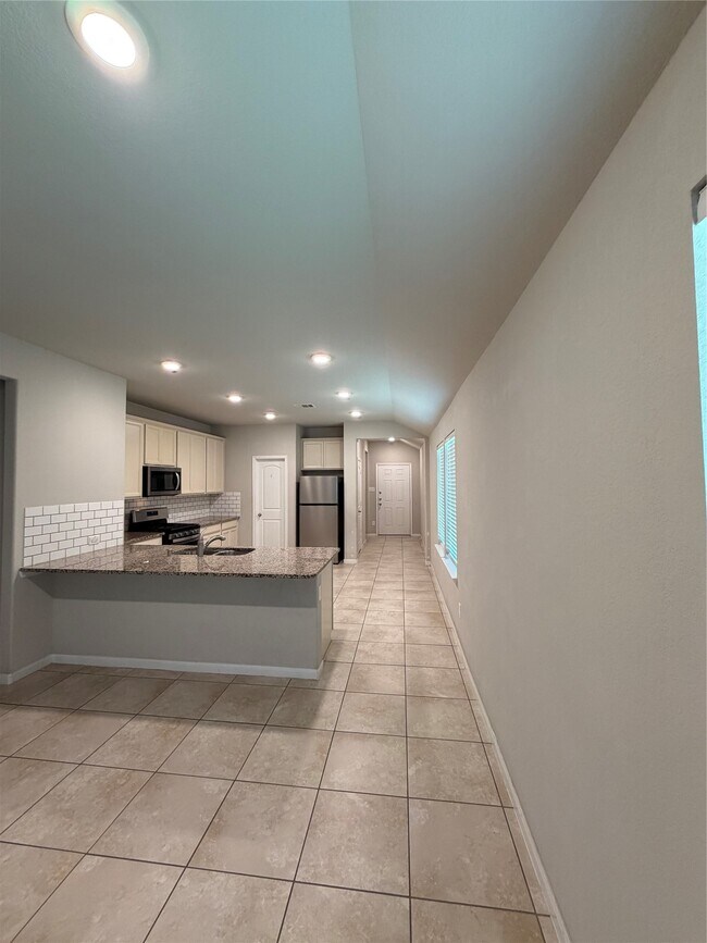 Building Photo - 6934 Scarlet Sagebrush St