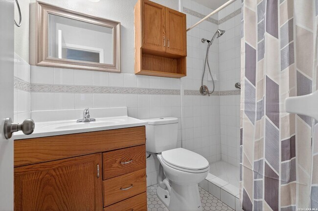 Building Photo - 9930 Trendwood