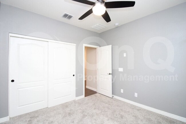 Building Photo - 7711 S Reseda St