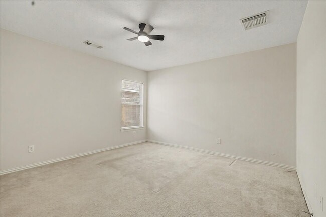 Building Photo - 16011 Belleshire Glen Ln