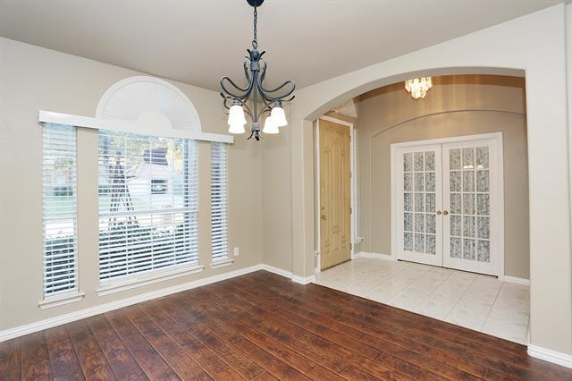 Building Photo - 1804 Arrow Wood Dr