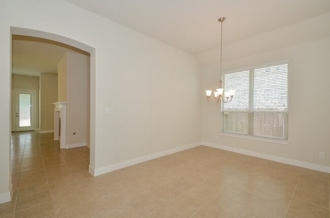 Building Photo - 25122 Sundance Park Ln