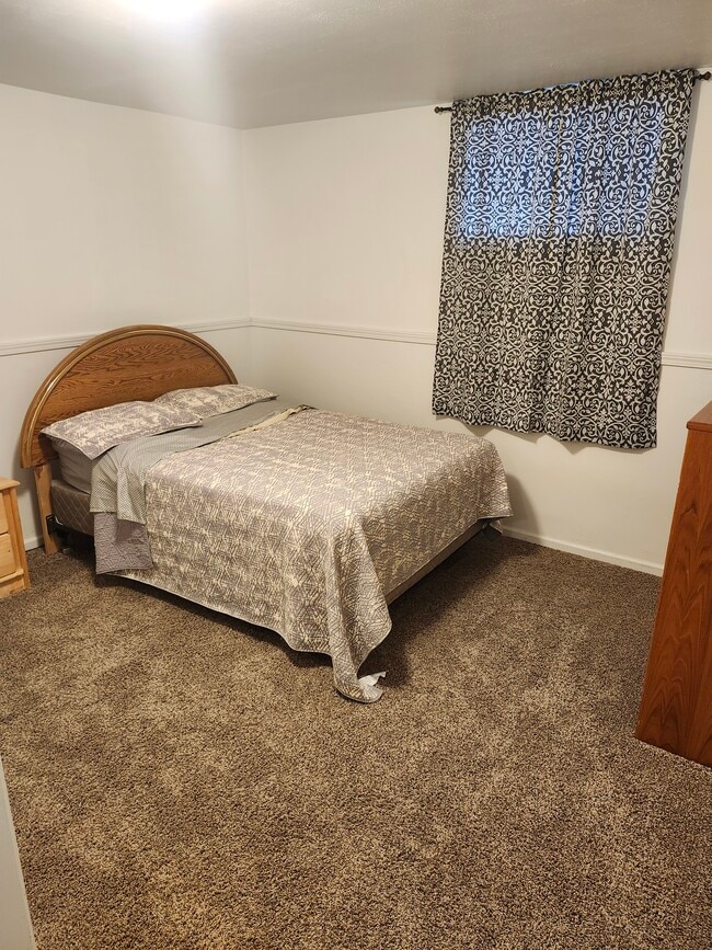 Building Photo - 830 Windmill Rd