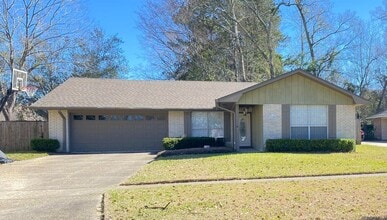 Building Photo - 1320 Briarrose Dr