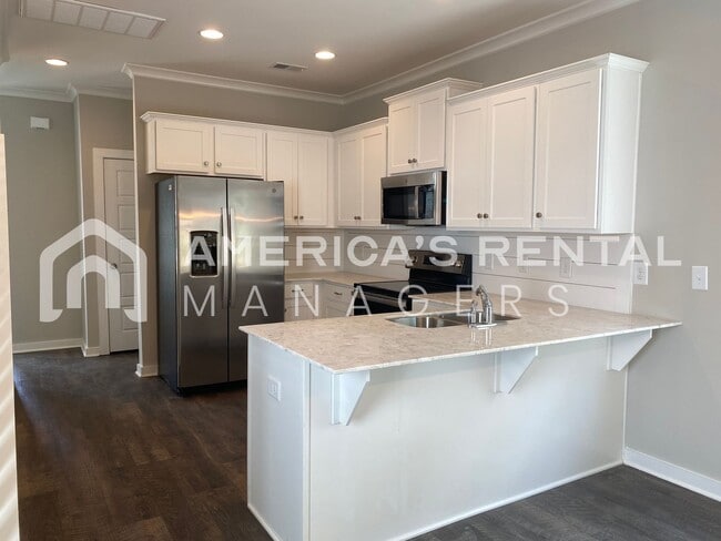 Building Photo - Home for Rent in Calera, AL!!! Available to View with 48 Hour Notice!!!