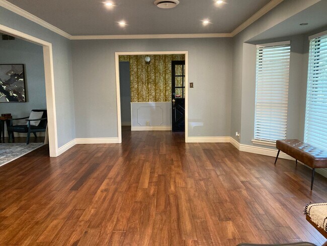 Building Photo - 11414 Raindrop Dr