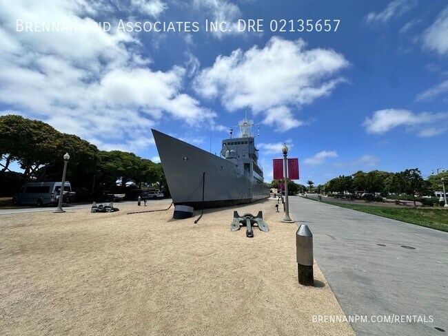 Building Photo - 2728 Farragut Rd