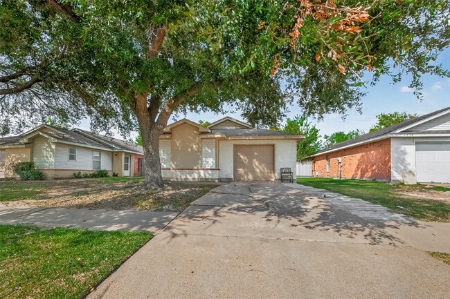 Building Photo - 4642 Callery Creek Dr