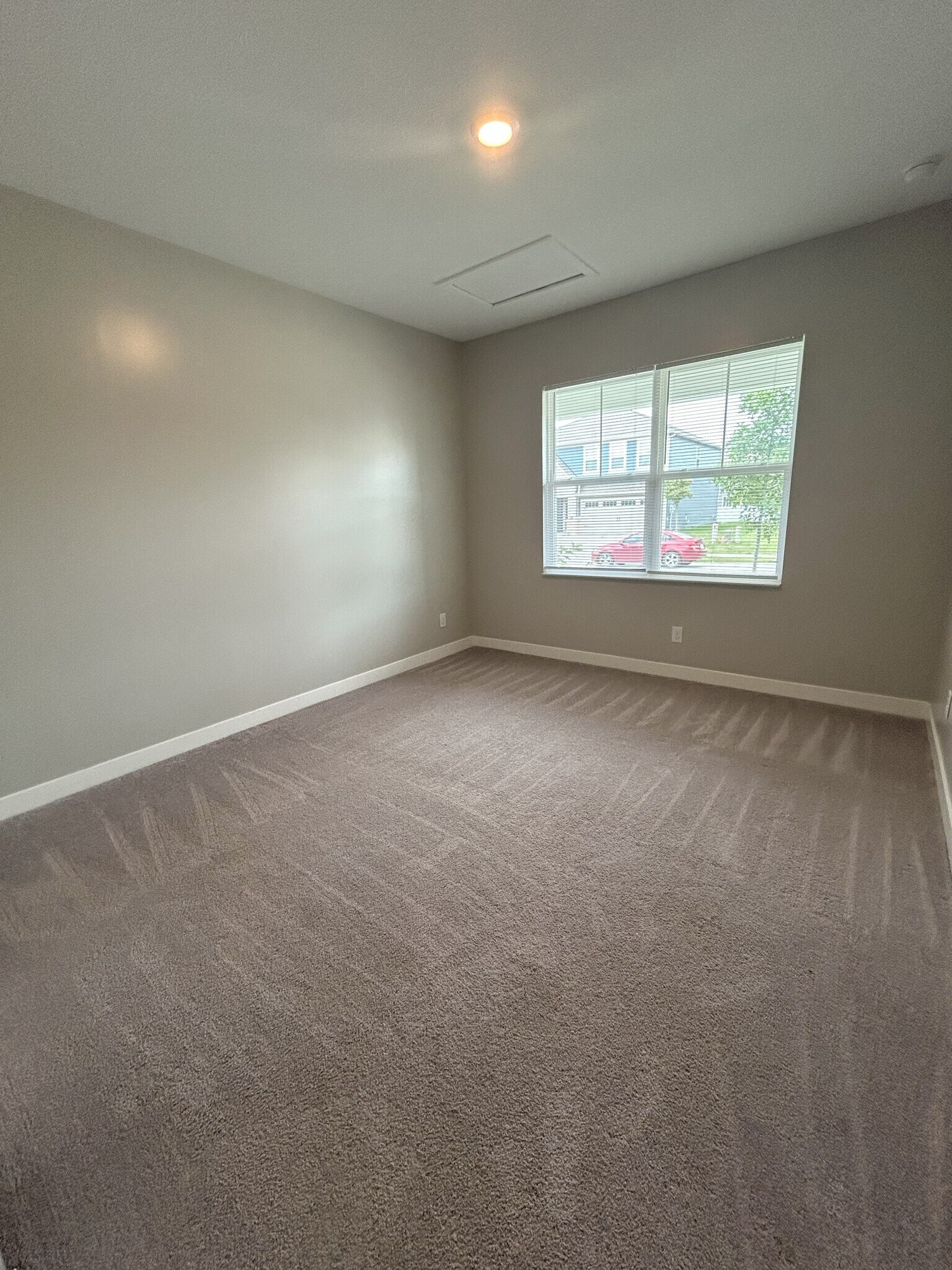 Building Photo - 1269 Bristol Pl