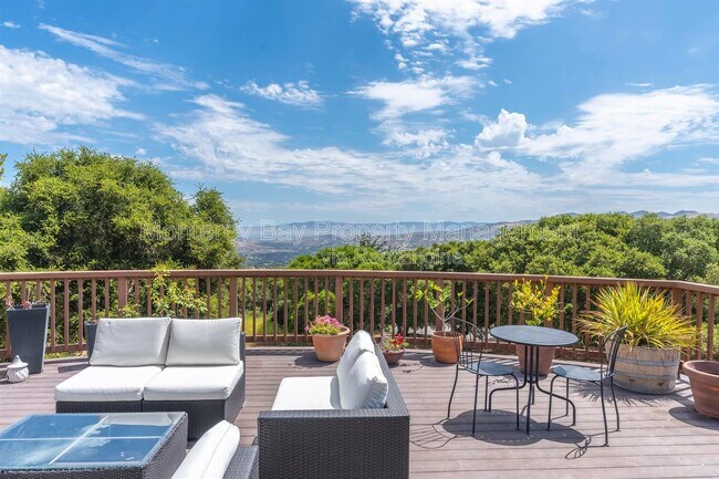 Building Photo - 287 Laureles Grade